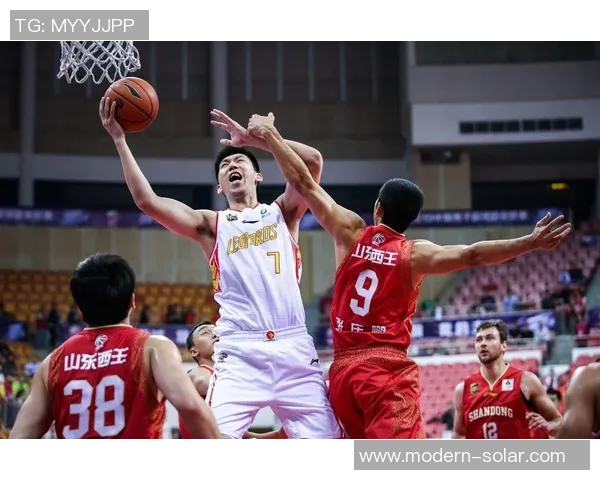 CBA广东对阵北京直播比分实时更新与赛况分析