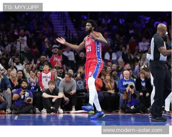 76人对阵雄鹿的精彩赛果分析与比赛亮点回顾