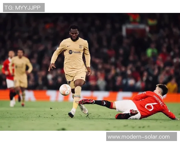 巴萨与曼联激战正酣比分揭晓精彩瞬间回顾与分析 巴萨与曼联激战正酣比分揭晓精彩瞬间回顾与分析