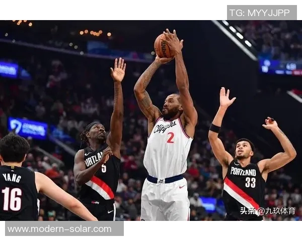 快船与开拓者激战正酣谁能在季后赛争夺中脱颖而出 快船与开拓者激战正酣谁能在季后赛争夺中脱颖而出