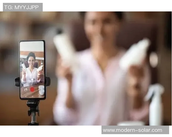 李泓澎：在科技与艺术交汇处探索创新之路的青年才俊