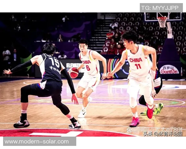 中国男篮与火箭队激烈对决直播全程回顾与精彩瞬间分析 中国男篮与火箭队激烈对决直播全程回顾与精彩瞬间分析