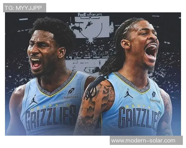 灰熊与爵士激战正酣NBA赛场精彩对决引发球迷热议