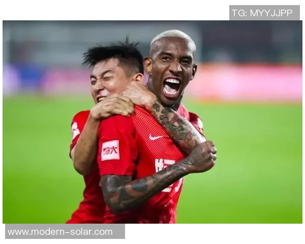 广州州恒大与鲁能激战正酣球迷期待精彩对决与历史交锋 广州州恒大与鲁能激战正酣球迷期待精彩对决与历史交锋