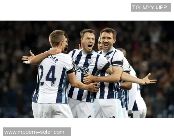 斯肯索普主场迎战朴次茅斯双方争夺激烈期待精彩对决 斯肯索普主场迎战朴次茅斯双方争夺激烈期待精彩对决