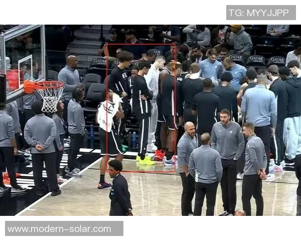 篮网对阵雄鹿比赛中欧文是否会出战引发球迷热议 篮网对阵雄鹿比赛中欧文是否会出战引发球迷热议