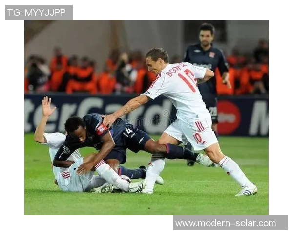 里昂对阵贝西克的精彩对决分析与赛后点评